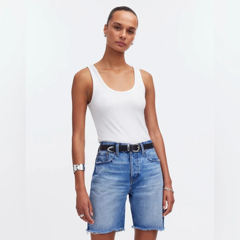 Madewell Long Denim Shorts in Pedersen Wash • size 23 • NWT• Pedersen Wash